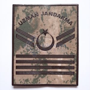 kamuflaj-uzman-jandarma-4-kademe-rutbe